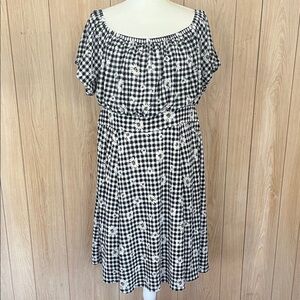 Torrid Black & White Gingham Off-Shoulder Midi Dress with Daisy Print